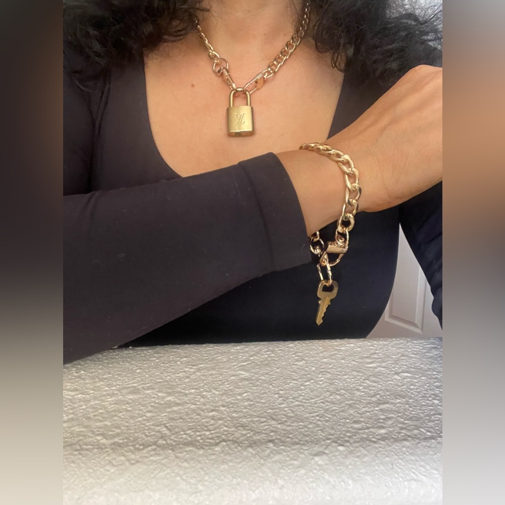 Authentic Louis Vuitton lock/key